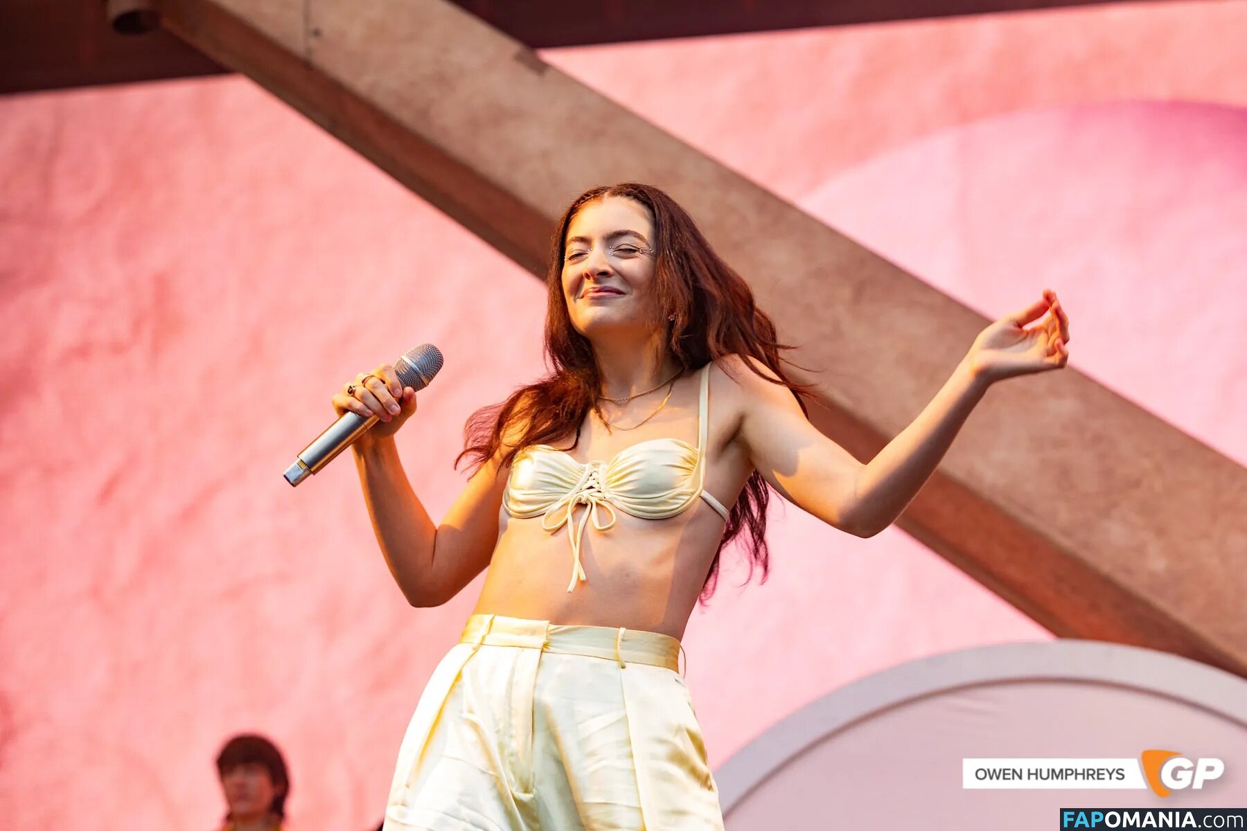 Lorde Çıplak OnlyFans  Sızdırılmış Fotoğraf #74