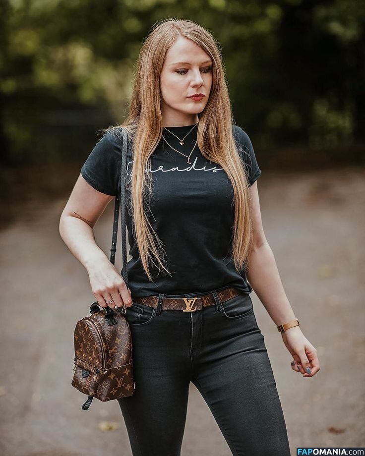 Lorna Burford Çıplak OnlyFans  Sızdırılmış Fotoğraf #10