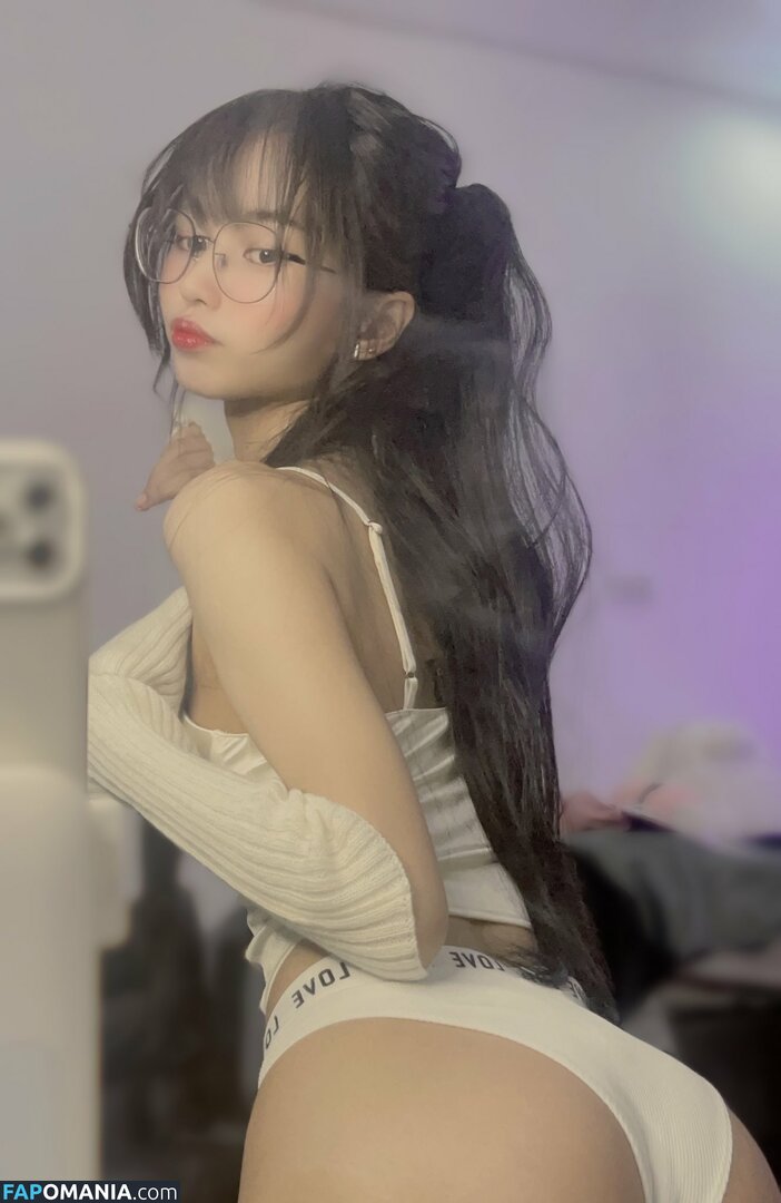 Lilith / Lou Aenlle / llthidk Çıplak OnlyFans  Sızdırılmış Fotoğraf #15