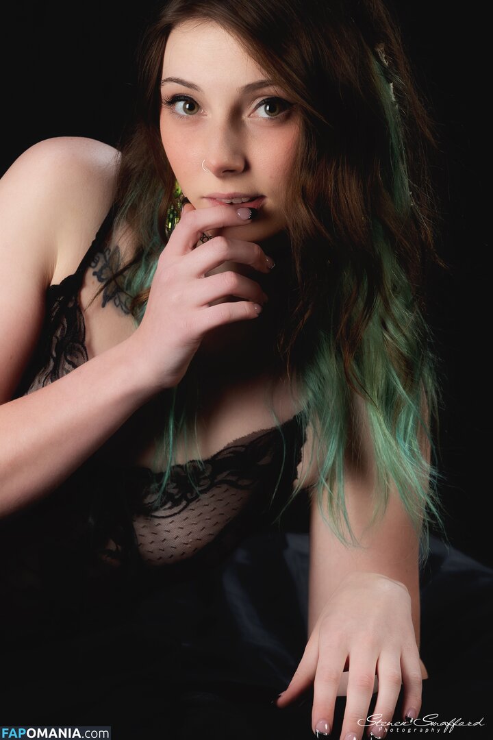 Luckicharmed / lucki.charmed Çıplak OnlyFans  Sızdırılmış Fotoğraf #10