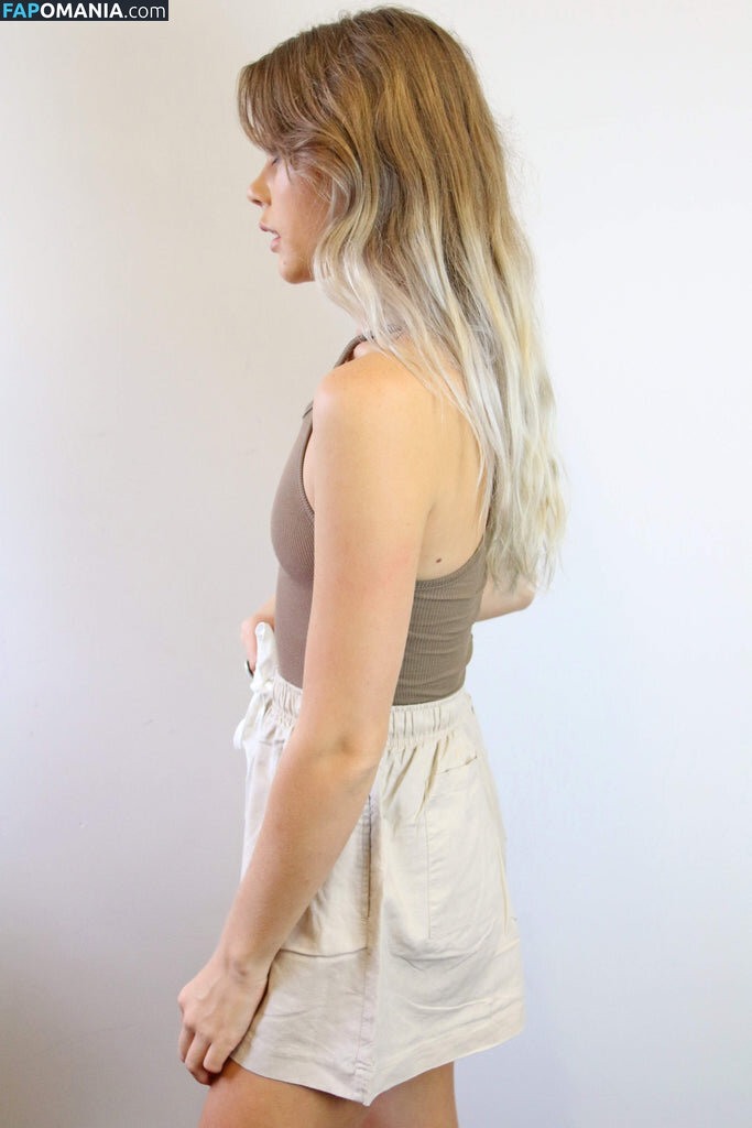 Lucy Sand Çıplak OnlyFans  Sızdırılmış Fotoğraf #1