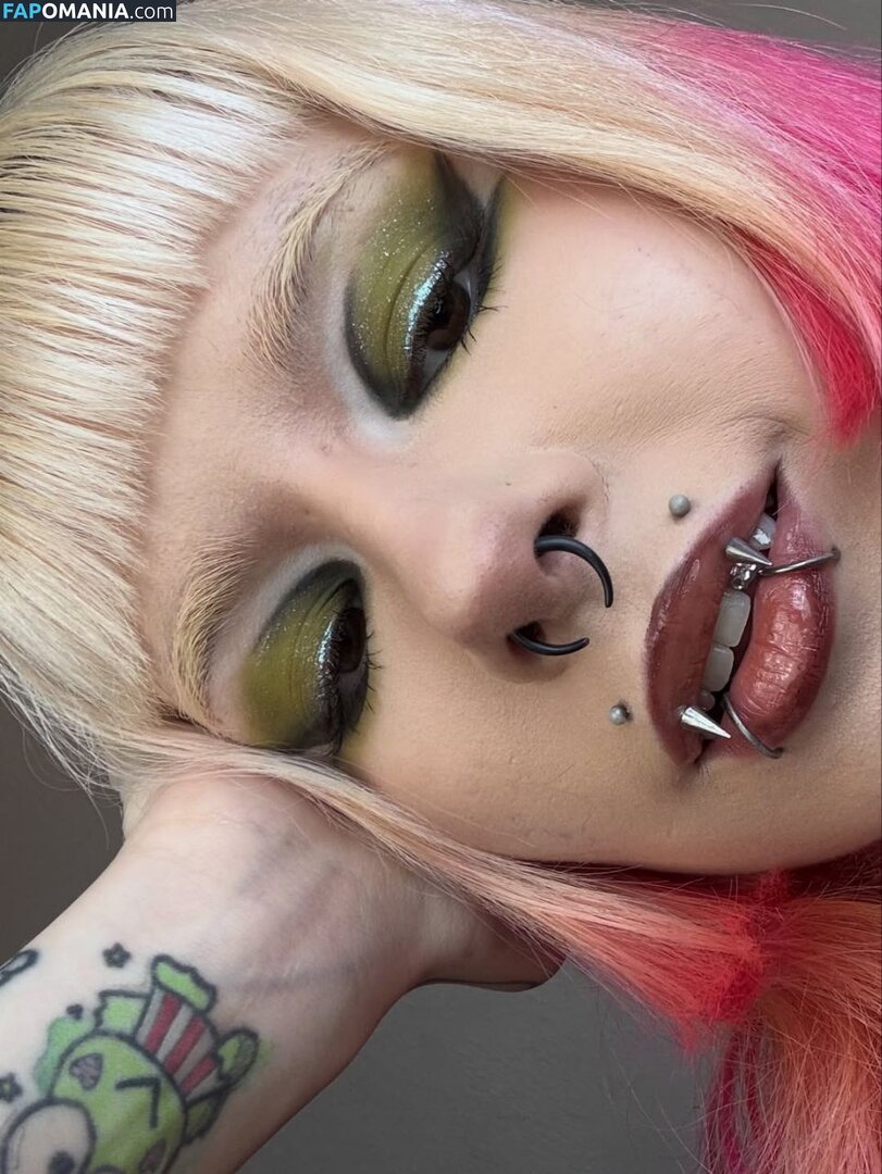 Luh Setra / luhsetraoficial Çıplak OnlyFans  Sızdırılmış Fotoğraf #1