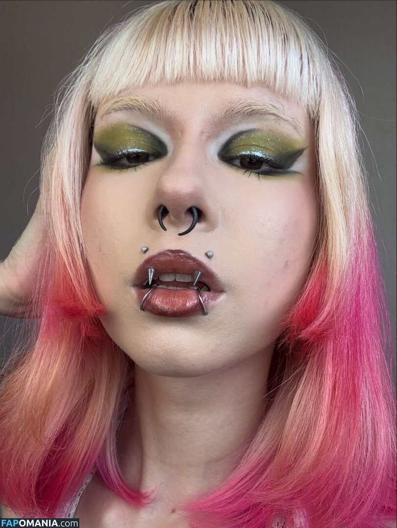 Luh Setra / luhsetraoficial Çıplak OnlyFans  Sızdırılmış Fotoğraf #3