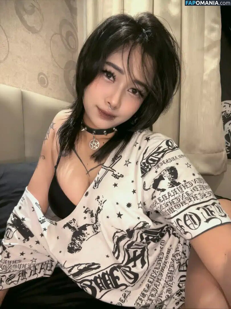Luna Domsyou Çıplak OnlyFans  Sızdırılmış Fotoğraf #5