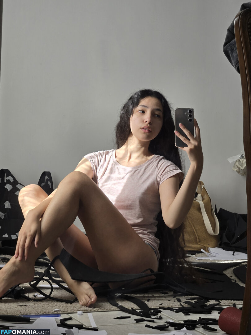 Luna Myosotis / LunaMyosotis Çıplak OnlyFans  Sızdırılmış Fotoğraf #1