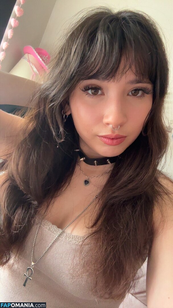lunavalentinacams Çıplak OnlyFans  Sızdırılmış Fotoğraf #1