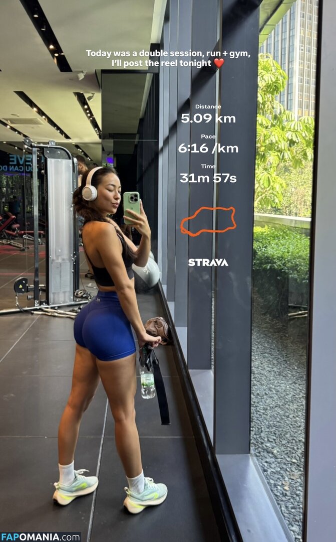 Lycia Calvet / lycia_calvet Çıplak OnlyFans  Sızdırılmış Fotoğraf #3