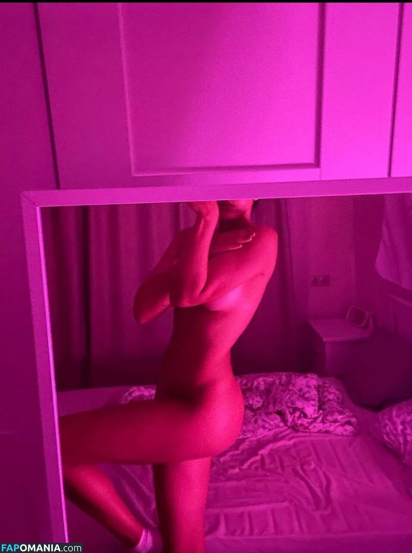 Lydia / owlida / pissqu33n Çıplak OnlyFans  Sızdırılmış Fotoğraf #3