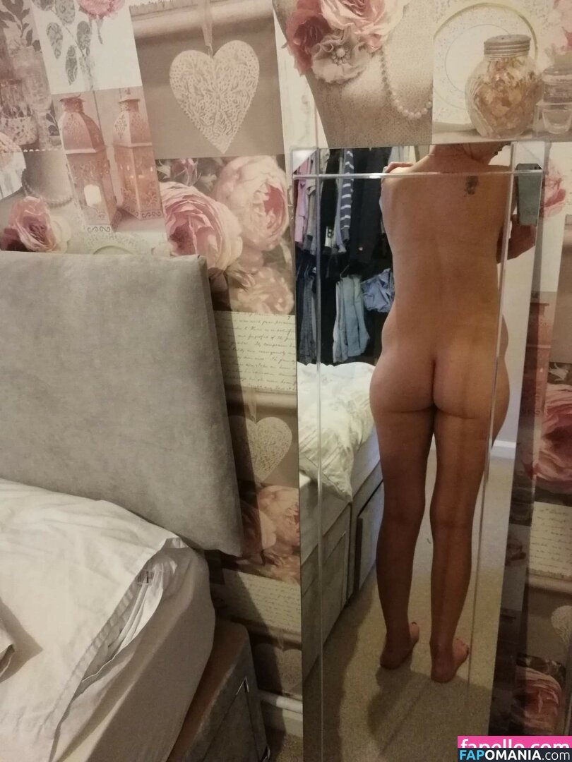 Lyl_24 / layla_24 Çıplak OnlyFans  Sızdırılmış Fotoğraf #3