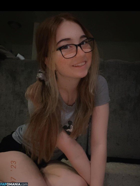 Lyssaurora Çıplak OnlyFans  Sızdırılmış Fotoğraf #20