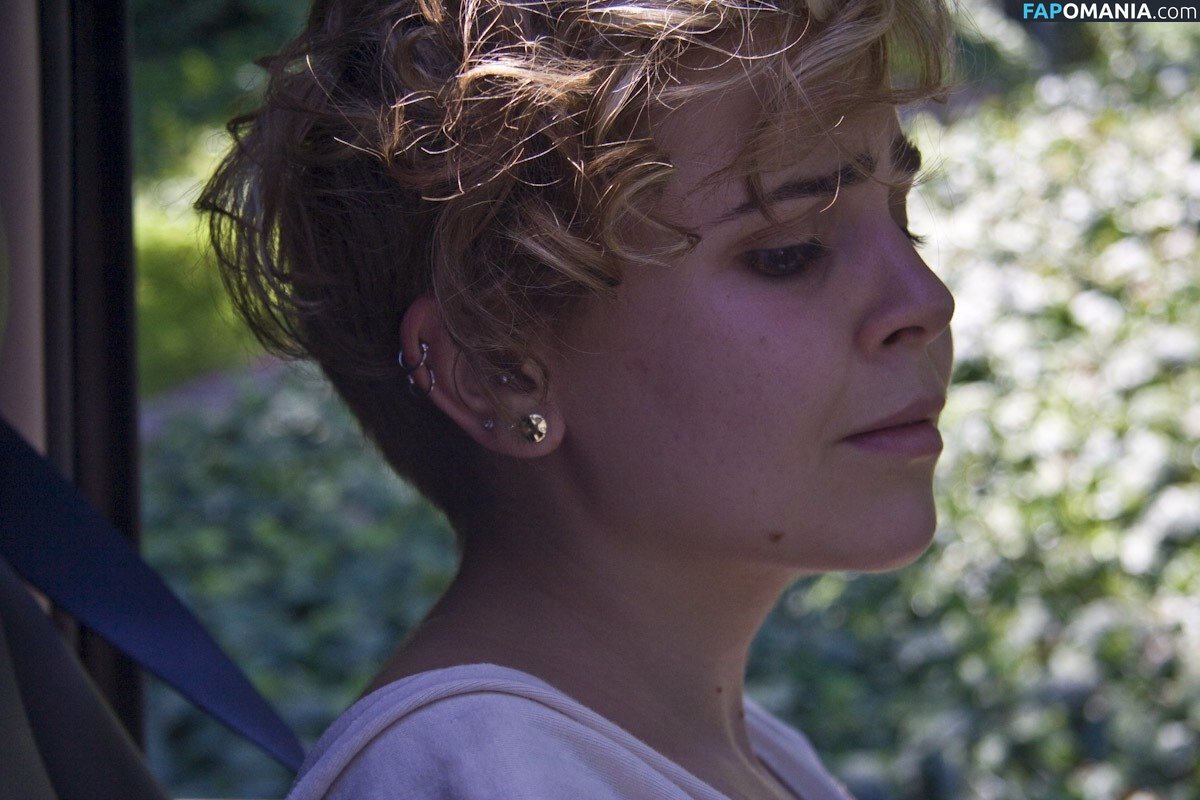 Mae Whitman / mistergarf Çıplak OnlyFans  Sızdırılmış Fotoğraf #9