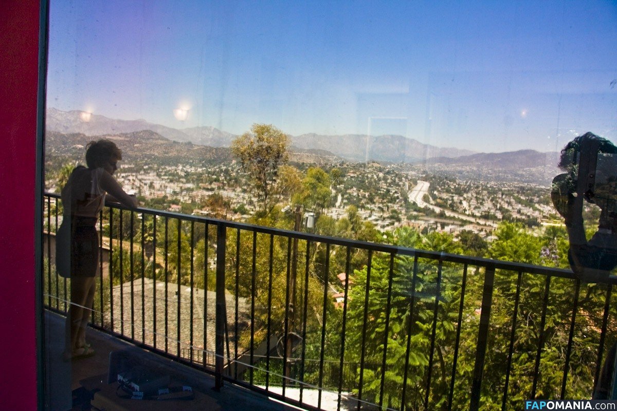 Mae Whitman / mistergarf Çıplak OnlyFans  Sızdırılmış Fotoğraf #10