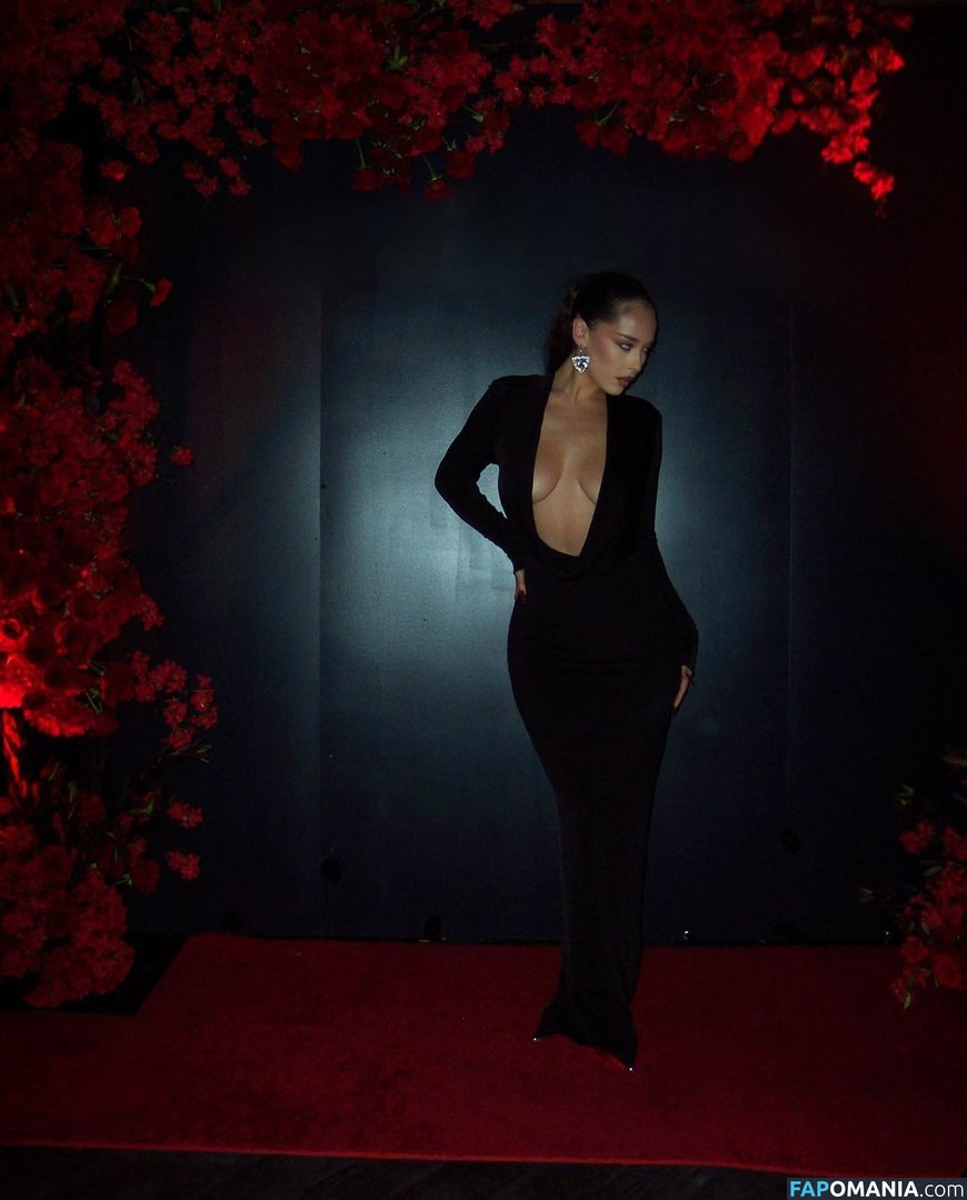 Maeta / maetasworld Çıplak OnlyFans  Sızdırılmış Fotoğraf #1