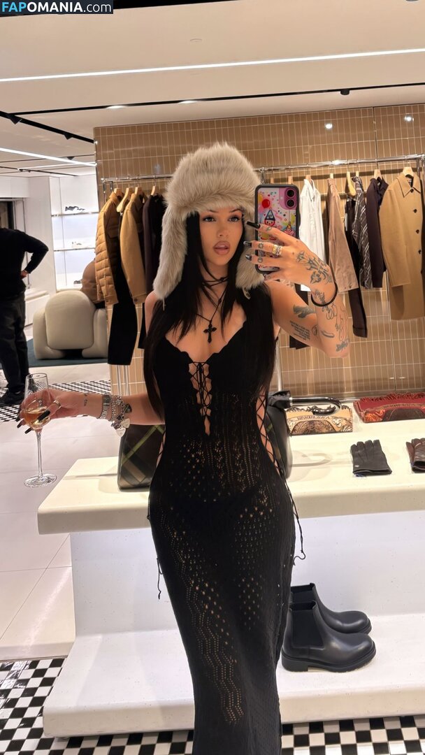 Maggie Lindemann / MaggieLindemann / alienme0w Çıplak OnlyFans  Sızdırılmış Fotoğraf #236