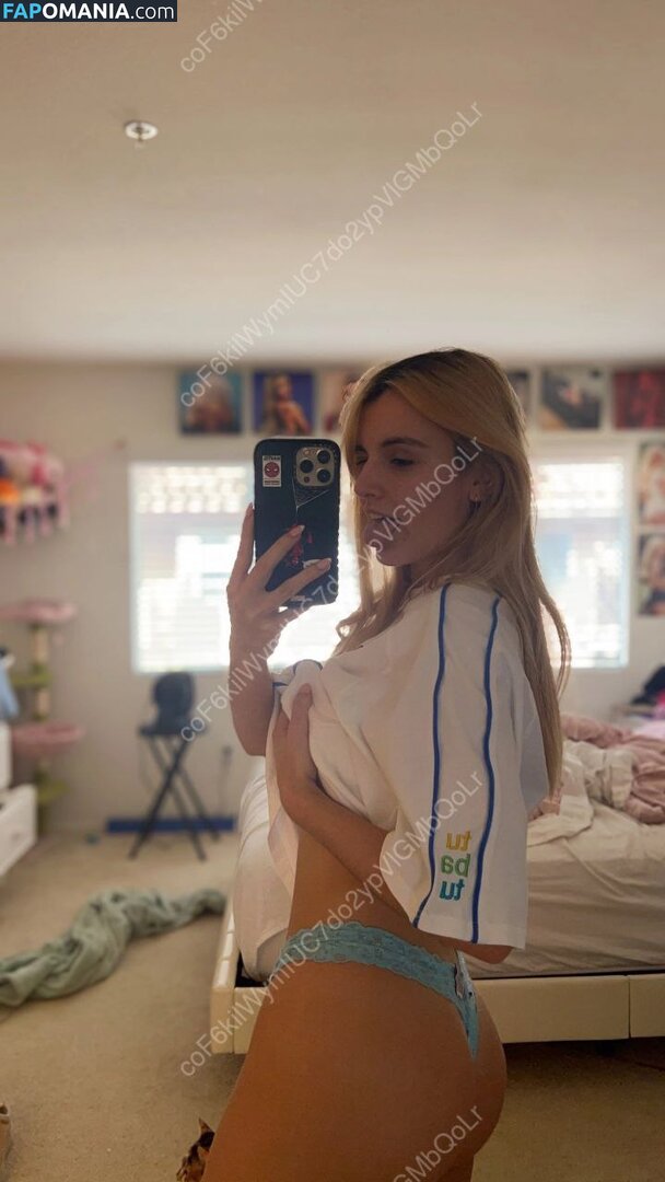 Magazine.rooster / Maggie Roscher Çıplak OnlyFans  Sızdırılmış Fotoğraf #6