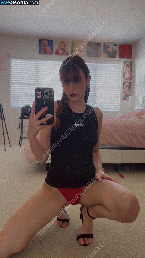 Magazine.rooster / Maggie Roscher Çıplak OnlyFans  Sızdırılmış Fotoğraf #18