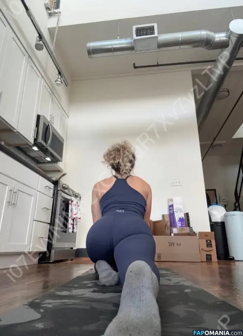 Makenna Dean / kennabeann14 Çıplak OnlyFans  Sızdırılmış Fotoğraf #12