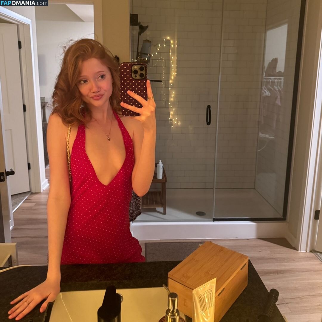 Makenna Kelly  / Makenna Kelly / Lifewithmak / lifewithmak2005 Çıplak OnlyFans  Sızdırılmış Fotoğraf #1