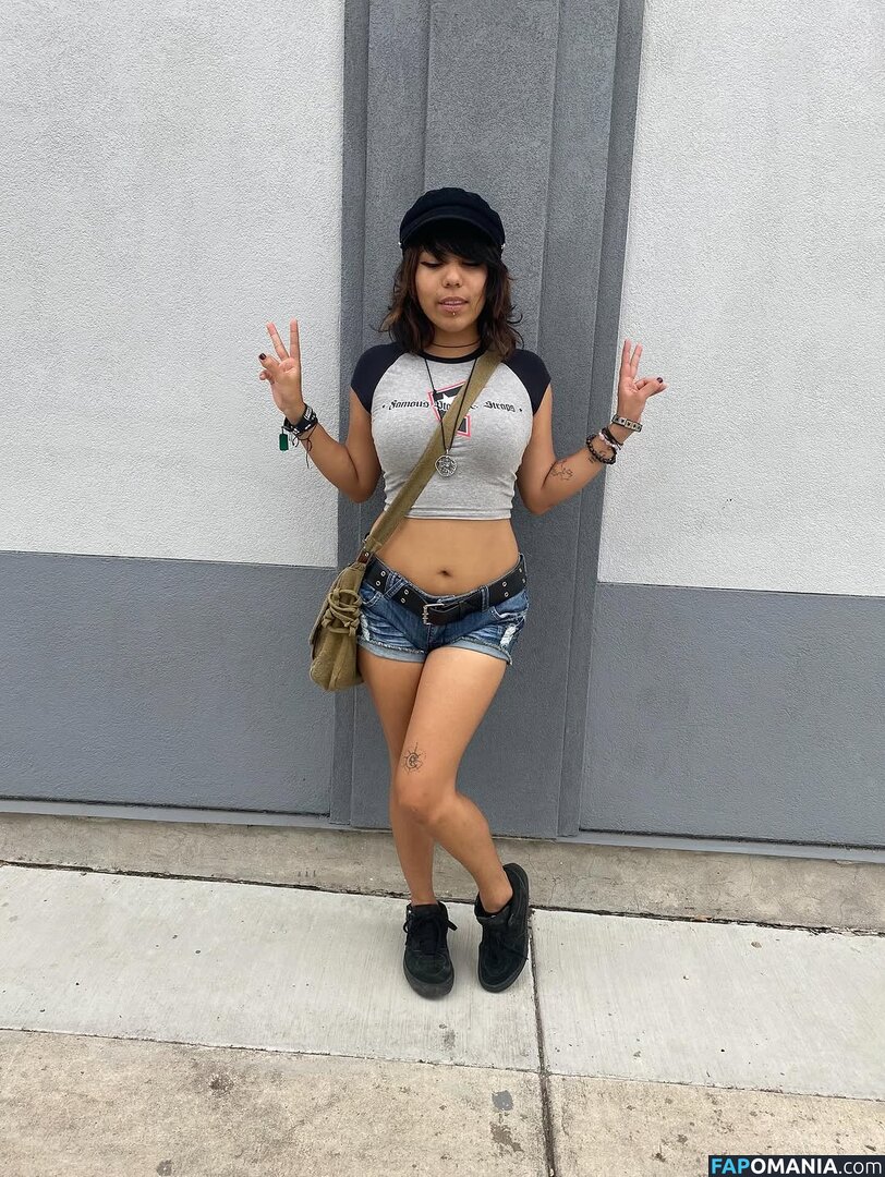 makeoutradio / makeoutradio2.0 Çıplak OnlyFans  Sızdırılmış Fotoğraf #1