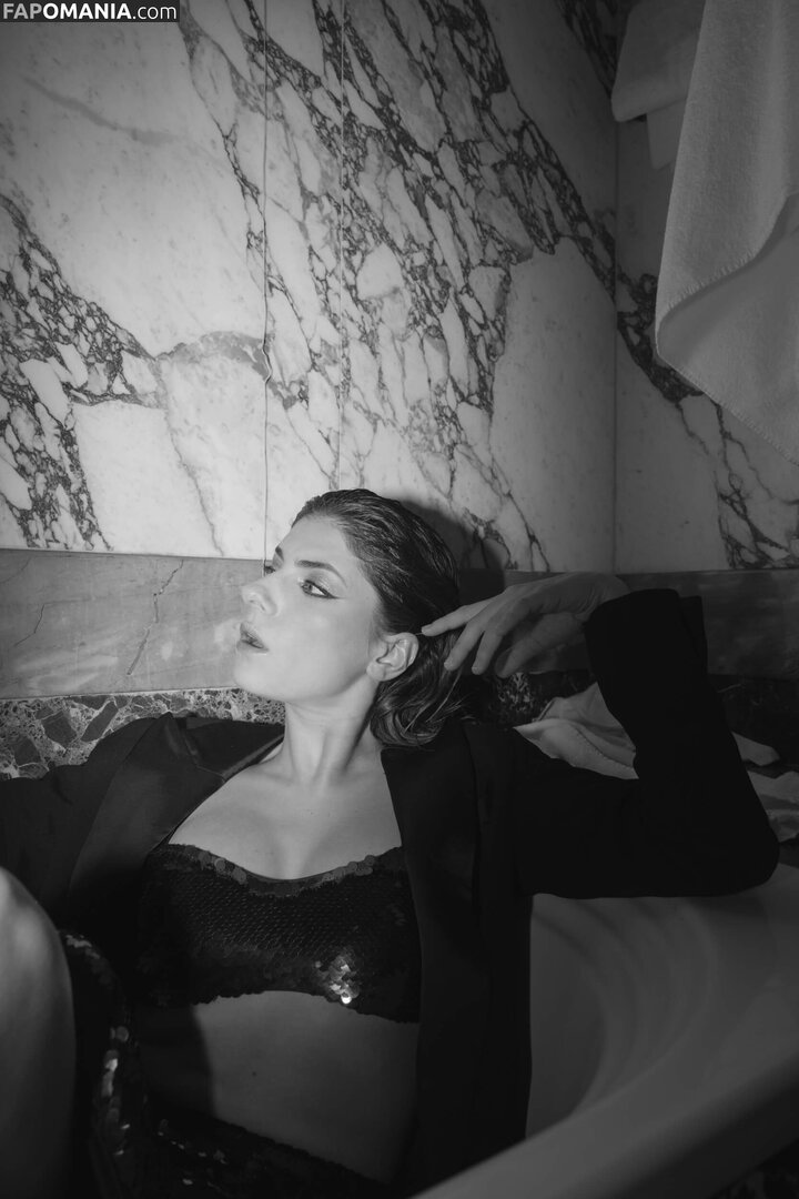 Maria Chiara Giannetta / mariachiaragiannetta_official Çıplak OnlyFans  Sızdırılmış Fotoğraf #8