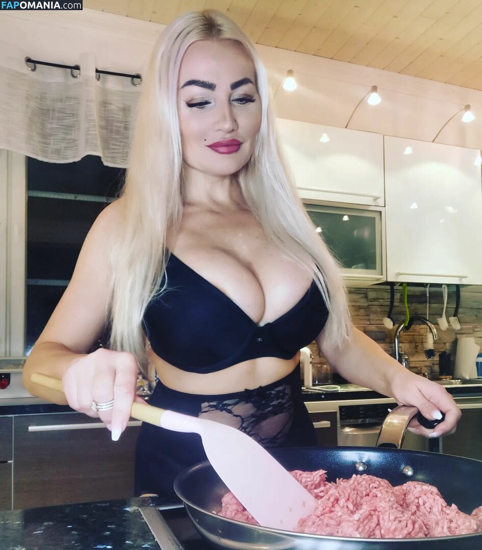Marika Fingerroos / MarikaFinkku / fingerroos.marika / marikafingerroos Çıplak OnlyFans  Sızdırılmış Fotoğraf #42