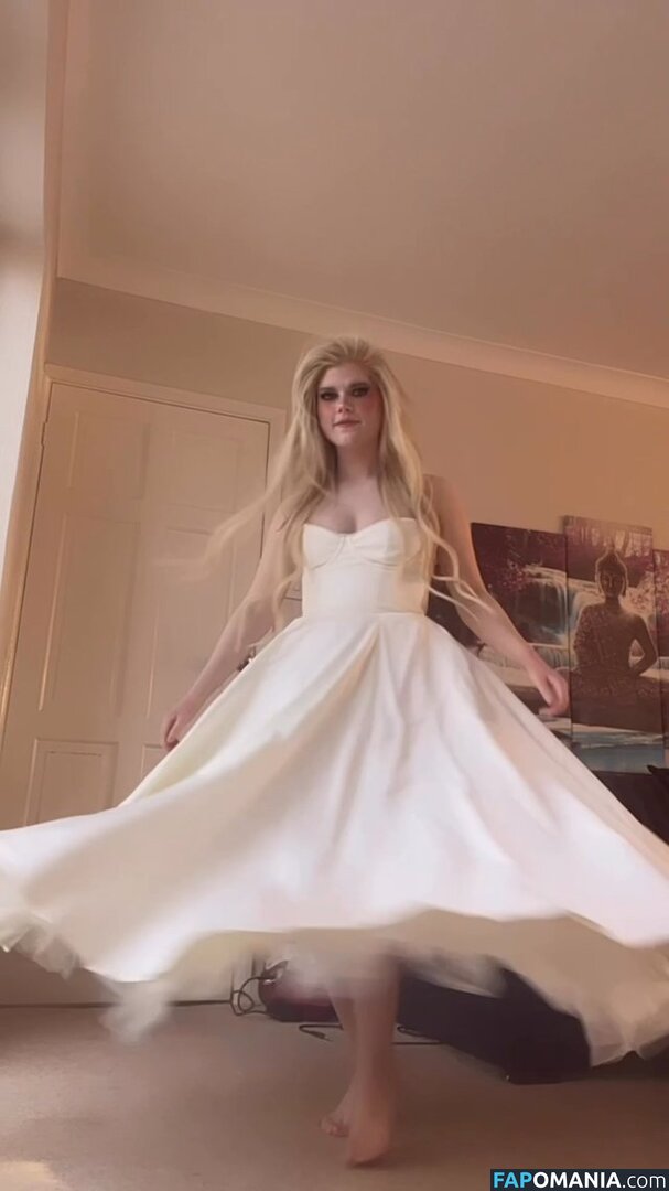 Marina Joyce / marinamewmeow Çıplak OnlyFans  Sızdırılmış Fotoğraf #14