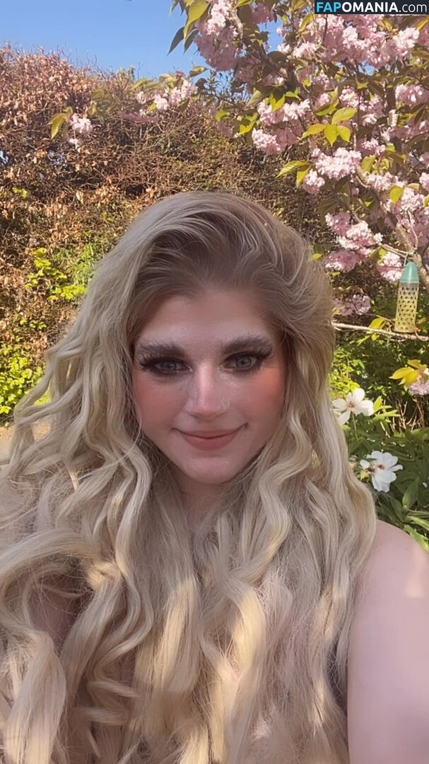 Marina Joyce / marinamewmeow Çıplak OnlyFans  Sızdırılmış Fotoğraf #16