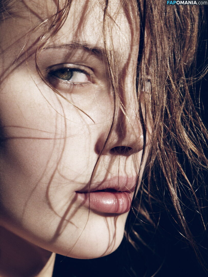 Marine Vacth / https: / marine_vacth / marinvacth Çıplak OnlyFans  Sızdırılmış Fotoğraf #2