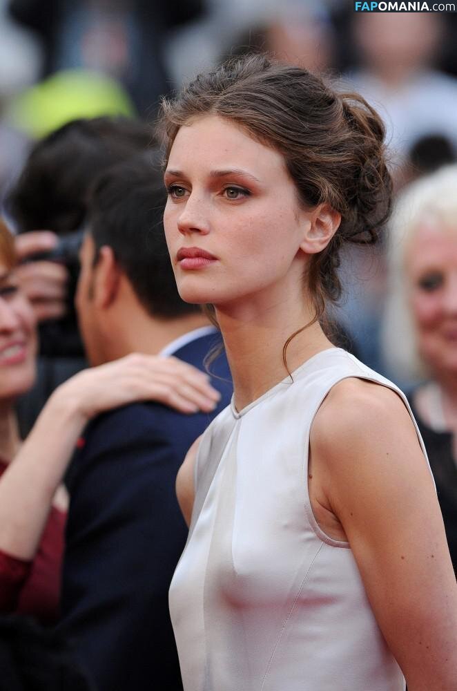 Marine Vacth / https: / marine_vacth / marinvacth Çıplak OnlyFans  Sızdırılmış Fotoğraf #7