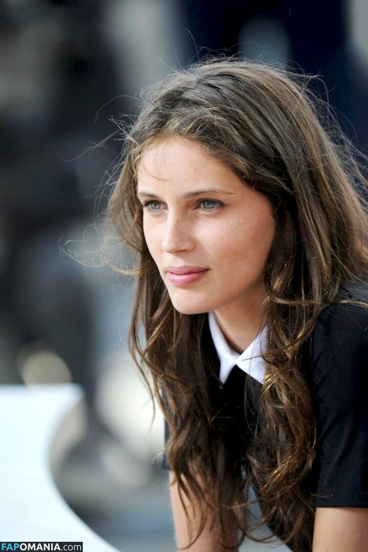 Marine Vacth / https: / marine_vacth / marinvacth Çıplak OnlyFans  Sızdırılmış Fotoğraf #9
