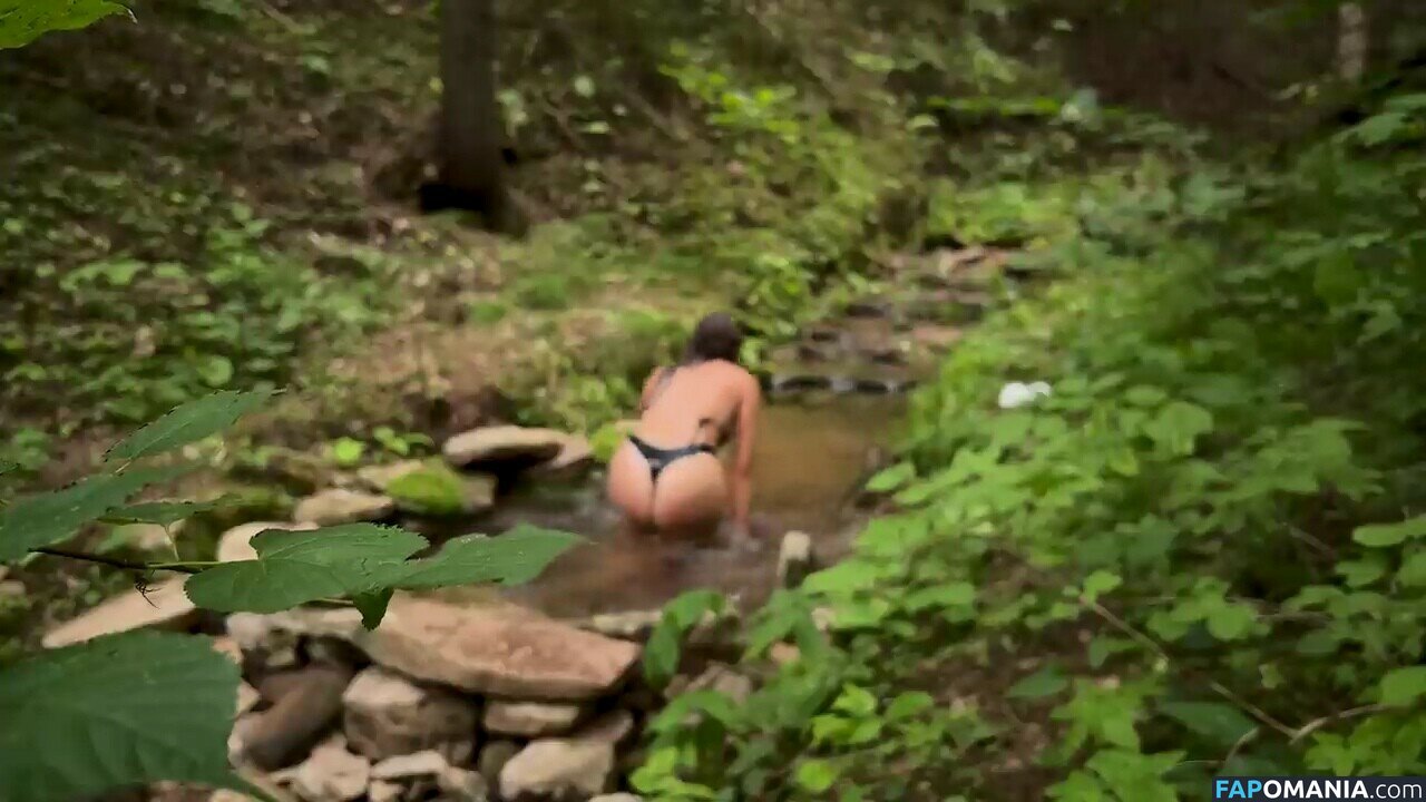 Marusya Shiklina / Marusya outdoors / marusya / marusya.shiklina Çıplak OnlyFans  Sızdırılmış Fotoğraf #37