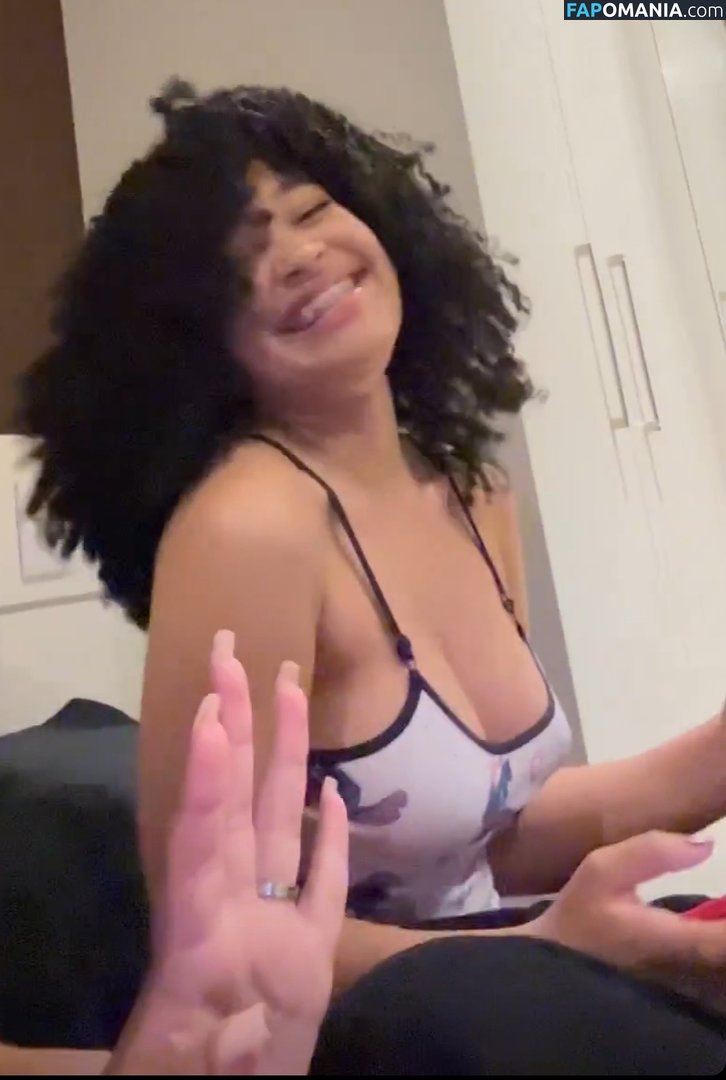 Marycuriell Çıplak OnlyFans  Sızdırılmış Fotoğraf #9