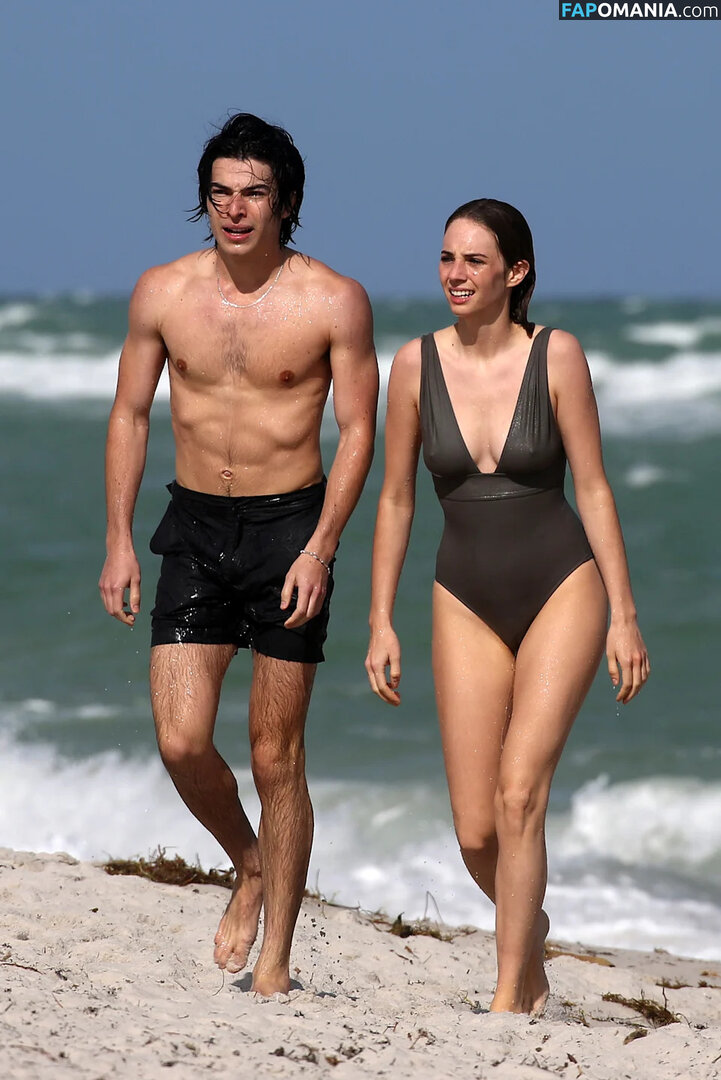 Maya Hawke / maya_hawke / neohawk2 Çıplak OnlyFans  Sızdırılmış Fotoğraf #456