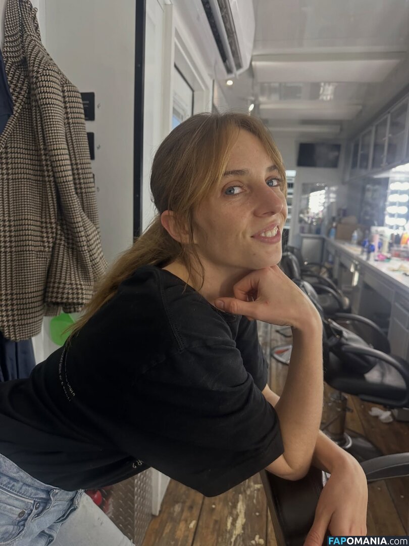 Maya Hawke / maya_hawke / neohawk2 Çıplak OnlyFans  Sızdırılmış Fotoğraf #477