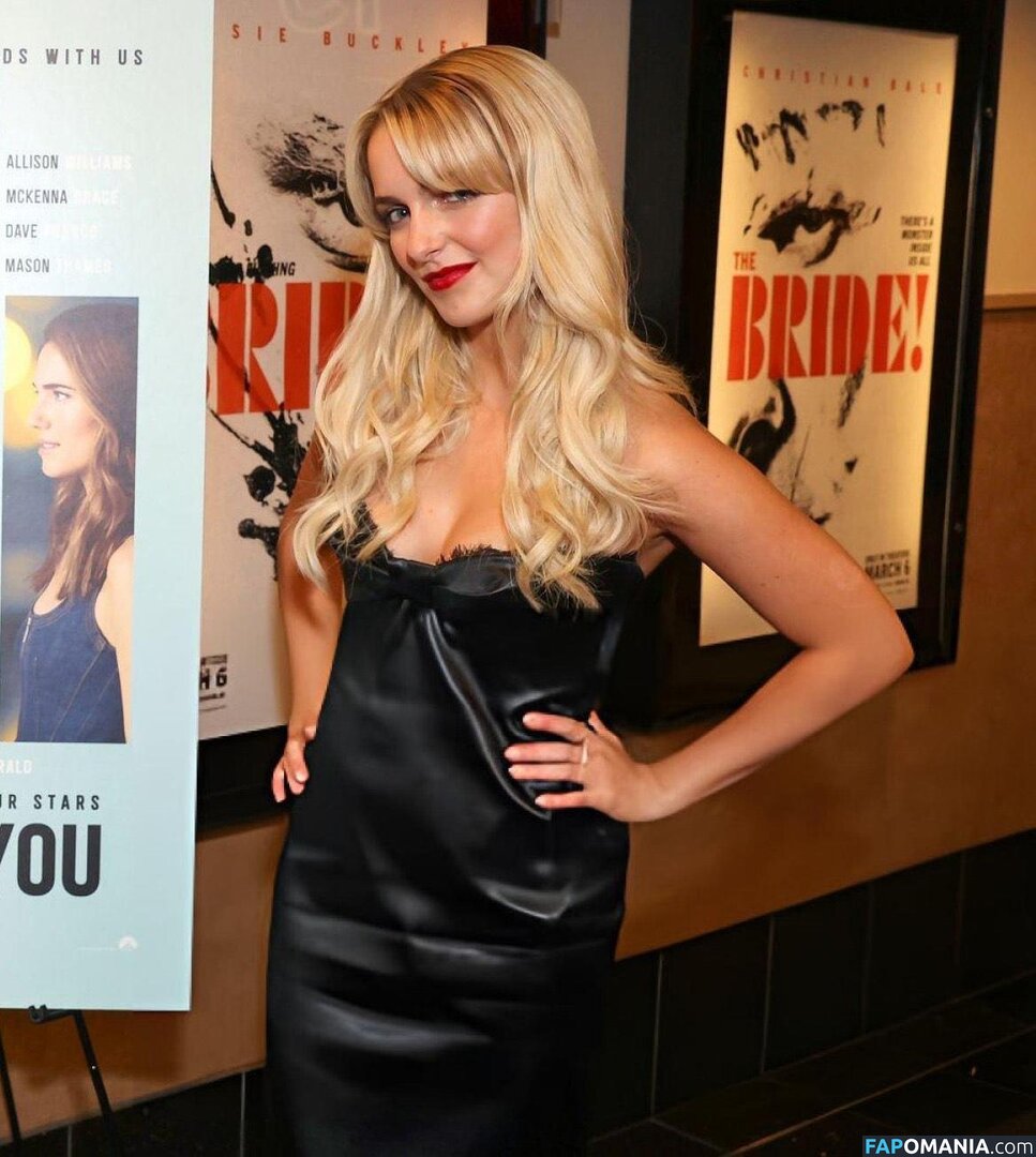 Mckenna Grace / mckennagrace / mckennagraceful Çıplak OnlyFans  Sızdırılmış Fotoğraf #155