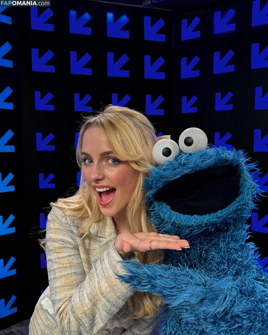 Mckenna Grace / mckennagrace / mckennagraceful Çıplak OnlyFans  Sızdırılmış Fotoğraf #191