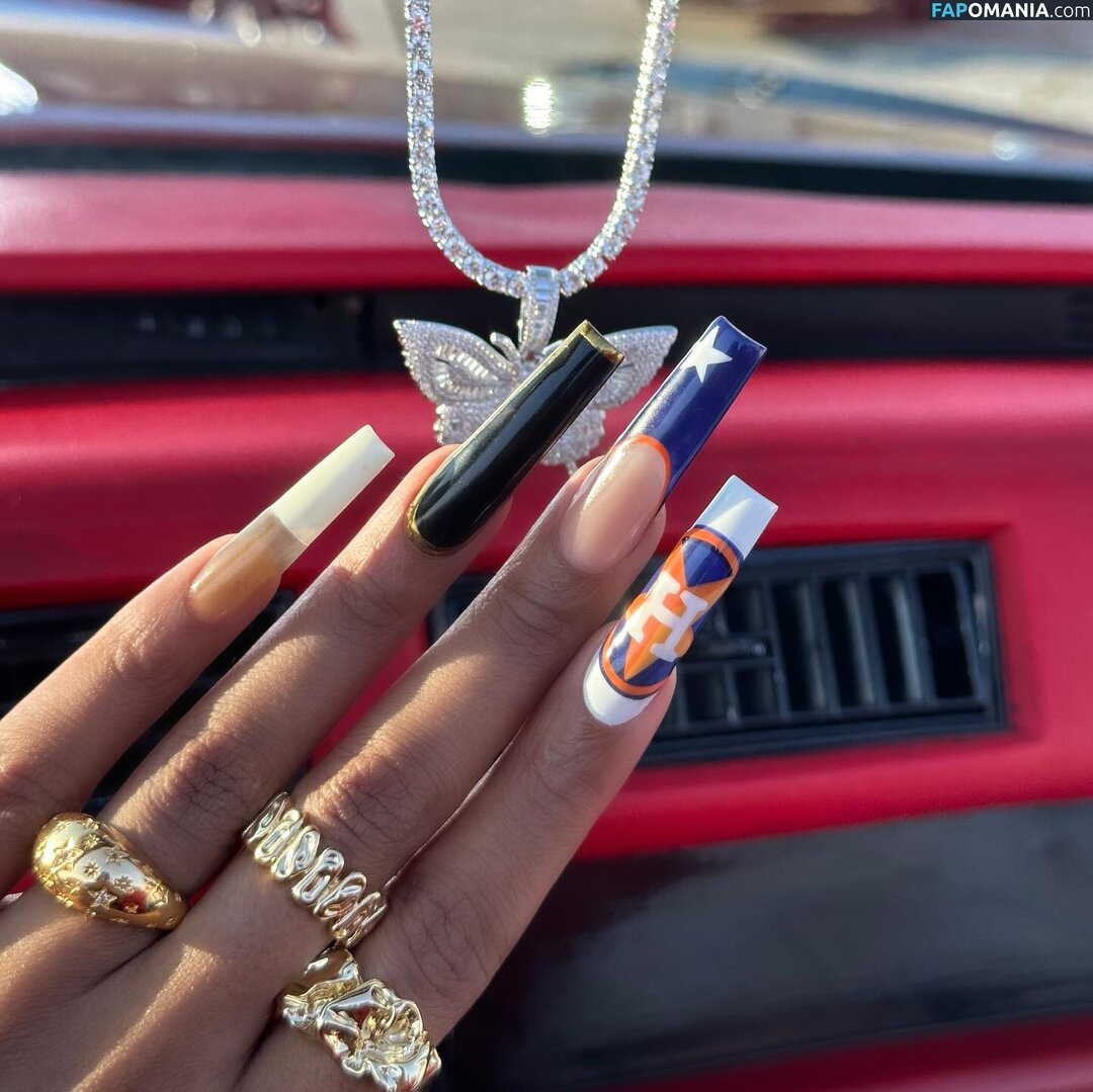 Megan Thee Stallion / megsss_91 / theestallion Çıplak OnlyFans  Sızdırılmış Fotoğraf #47