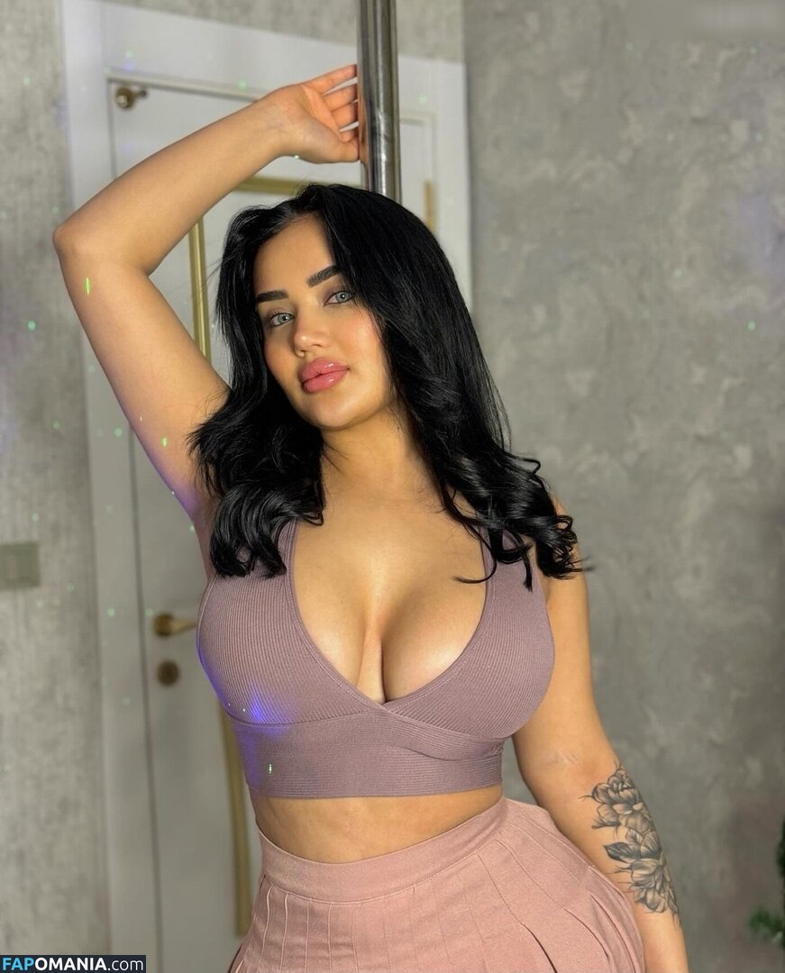Melek Azad / melek.azd / melekazad Çıplak OnlyFans  Sızdırılmış Fotoğraf #32
