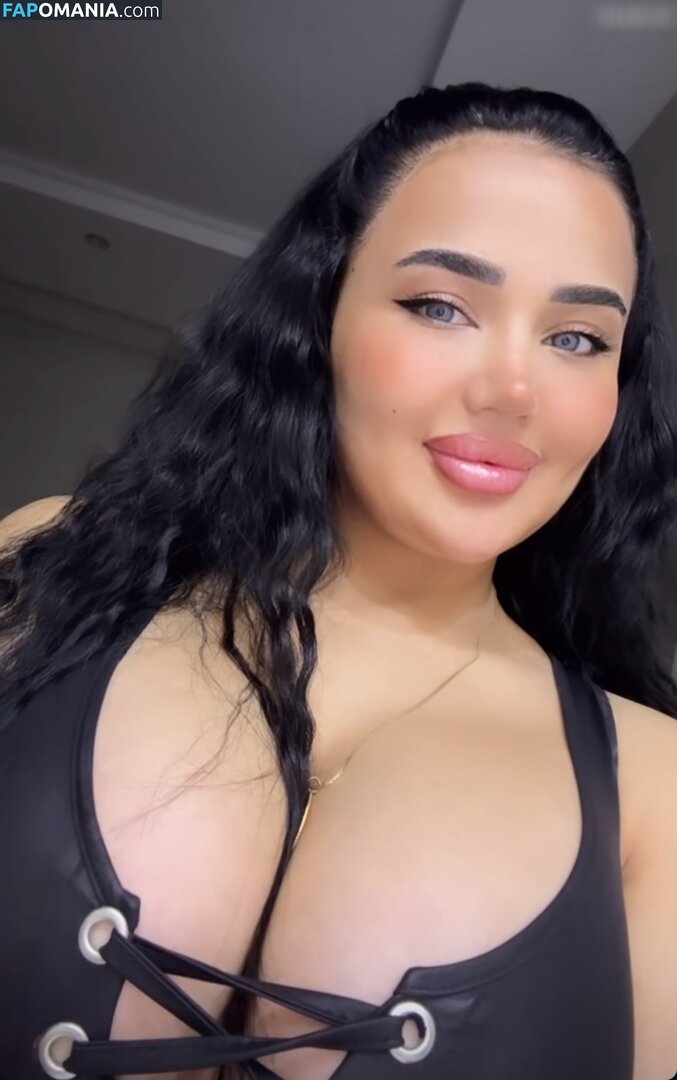 Melek Azad / melek.azd / melekazad Çıplak OnlyFans  Sızdırılmış Fotoğraf #35