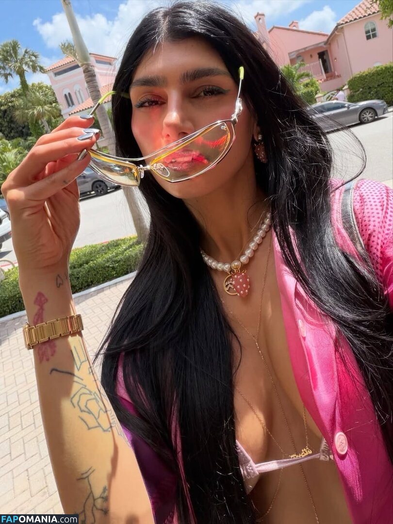 Mia Khalifa / https: / miakhalifa Çıplak OnlyFans  Sızdırılmış Fotoğraf #109