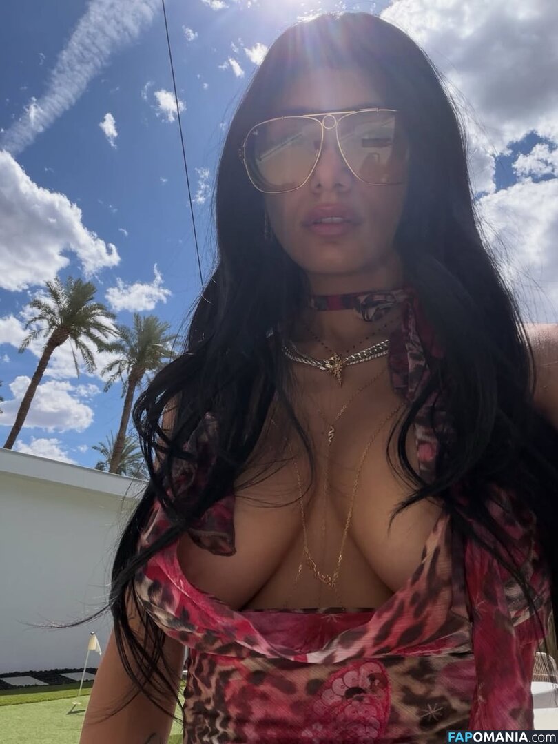 Mia Khalifa / https: / miakhalifa Çıplak OnlyFans  Sızdırılmış Fotoğraf #110