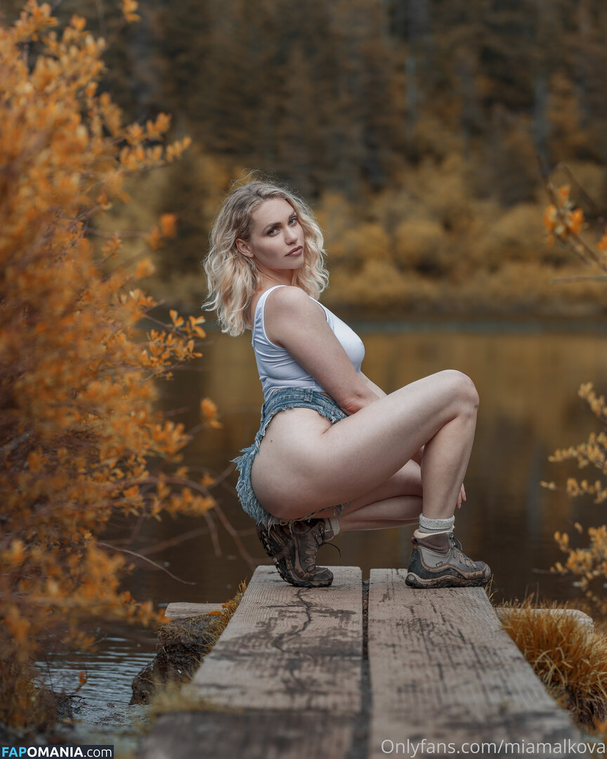Mia Malkova / https: / miamalkova Çıplak OnlyFans  Sızdırılmış Fotoğraf #79
