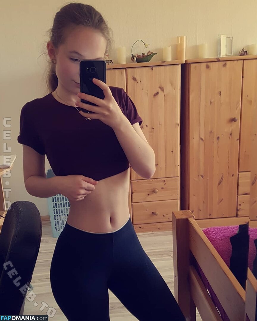 Michelle Hansen / u218470855 Çıplak OnlyFans  Sızdırılmış Fotoğraf #8