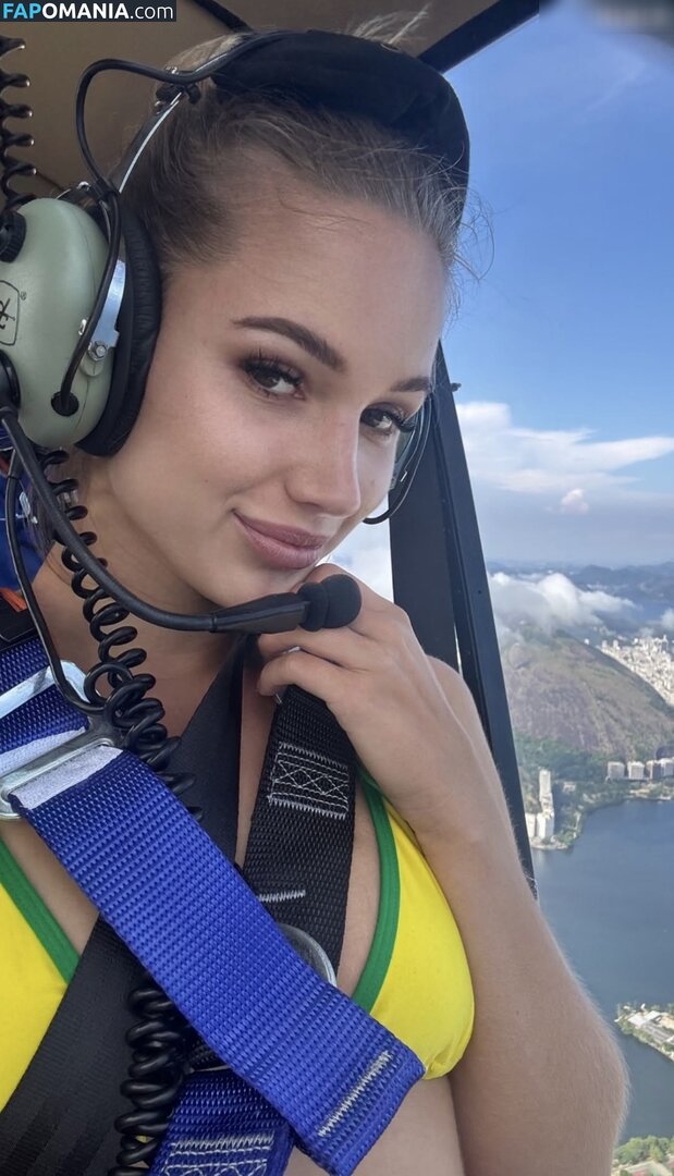 Michelle Hartmann Çıplak OnlyFans  Sızdırılmış Fotoğraf #4