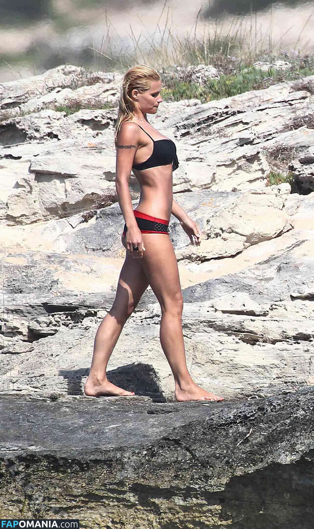 Michelle Hunziker / https: / m_hunziker / therealhunzigram Çıplak OnlyFans  Sızdırılmış Fotoğraf #397