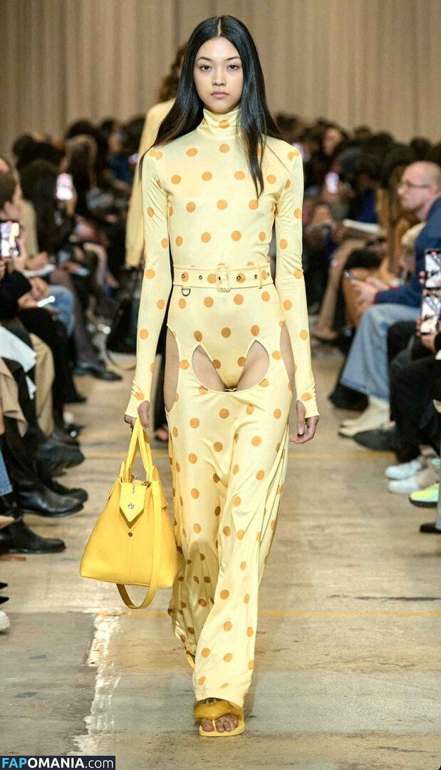 Mika Schneider / mikaschndr Çıplak OnlyFans  Sızdırılmış Fotoğraf #6