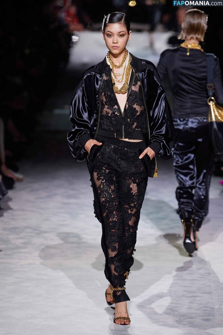 Mika Schneider / mikaschndr Çıplak OnlyFans  Sızdırılmış Fotoğraf #7