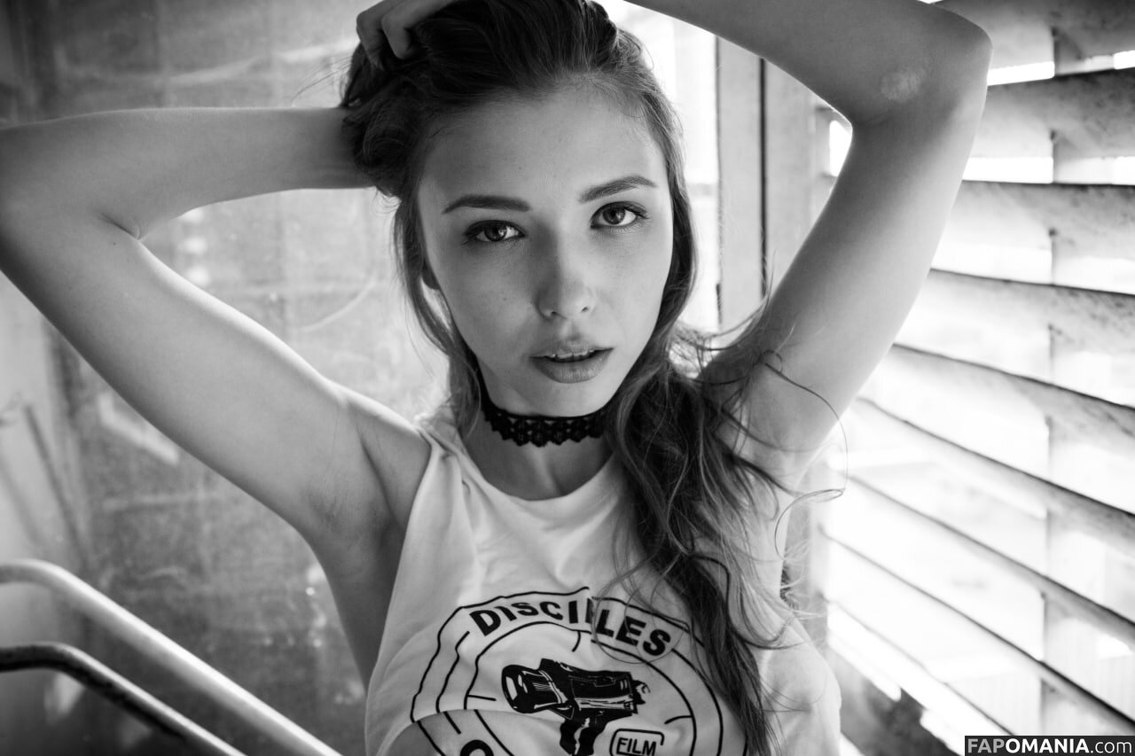 IMilaAzul / Mila Azul / https: / mila.azuul / mila_azul / milaazul Çıplak OnlyFans  Sızdırılmış Fotoğraf #1597