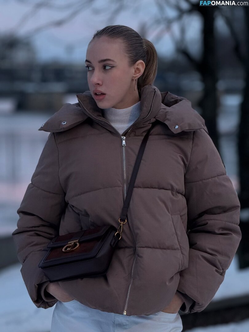 busya_karambusya / milamissmira Çıplak OnlyFans  Sızdırılmış Fotoğraf #3