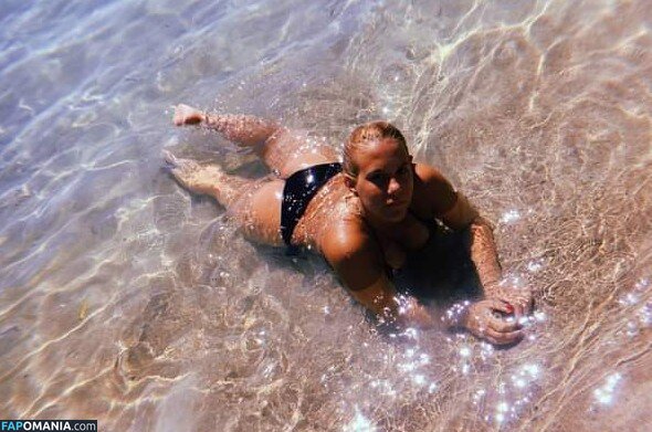 Milena Velba / milena_offical / official_milenavelba / velbamilenaveronikalz Çıplak OnlyFans  Sızdırılmış Fotoğraf #2044
